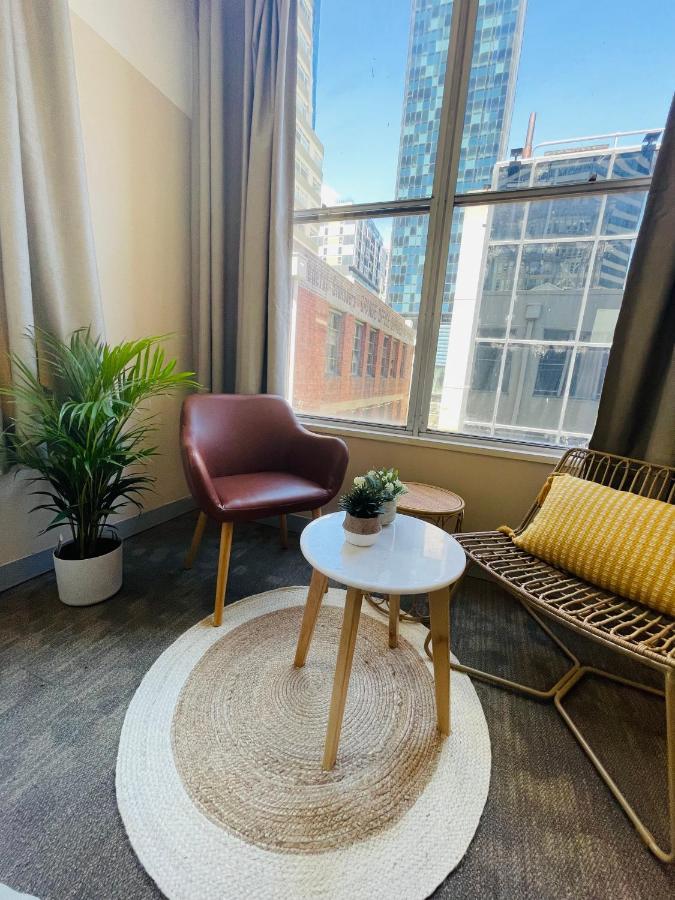 Private 2 Bed Dorm with Shared Bathroom (2 people)